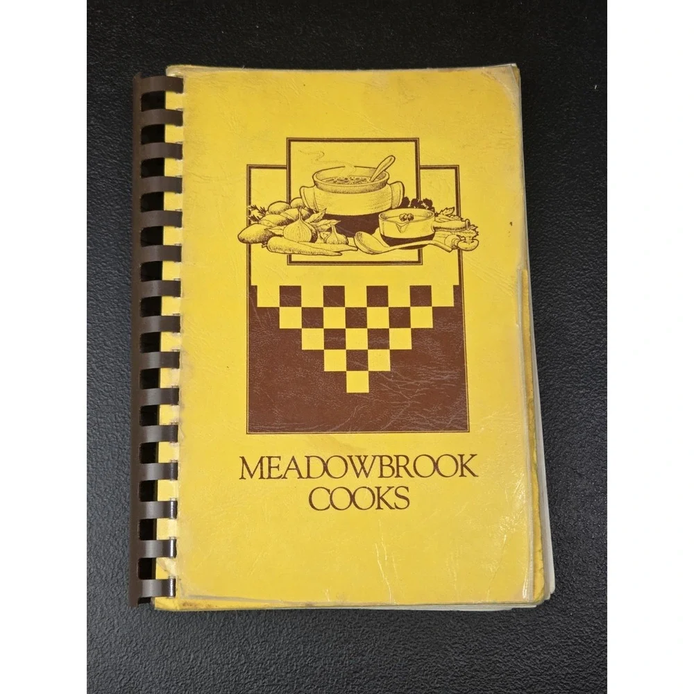 Meadowbrook United Methodist‎ Church Cookbook North Carolina ? 1990